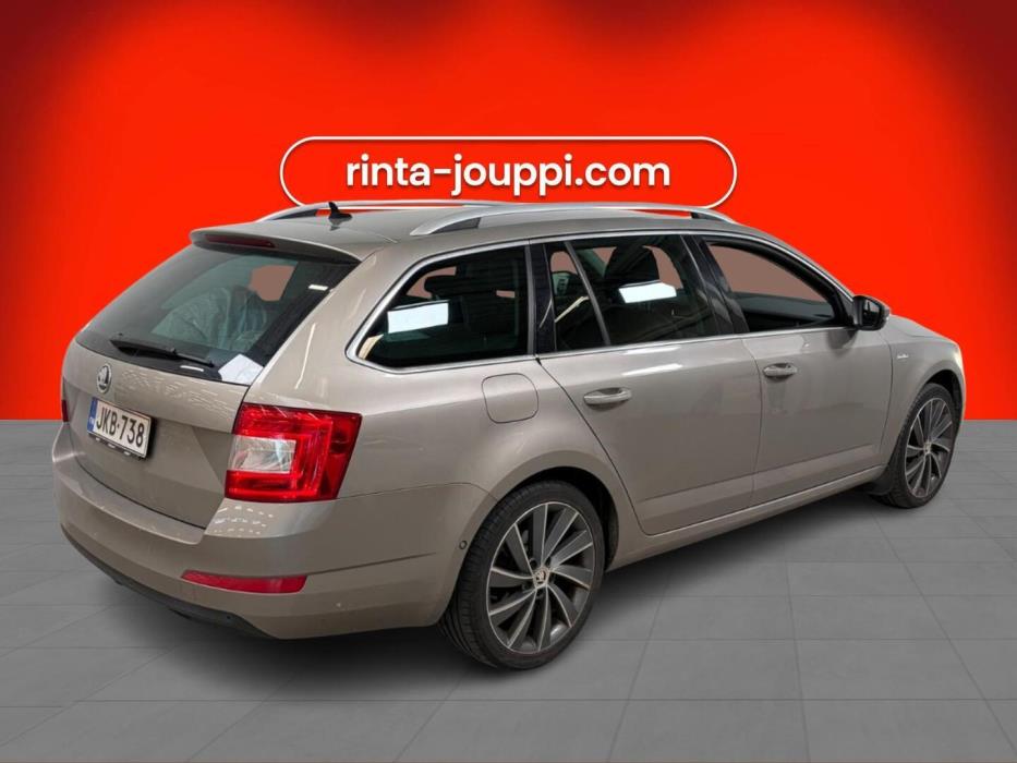 SKODA Octavia 2016
