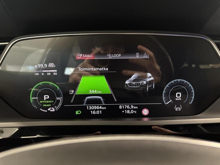 AUDI e-tron 2021