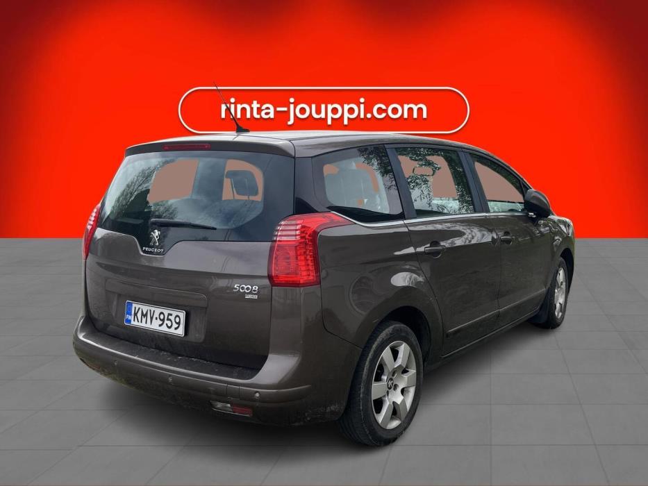 PEUGEOT 5008 2014