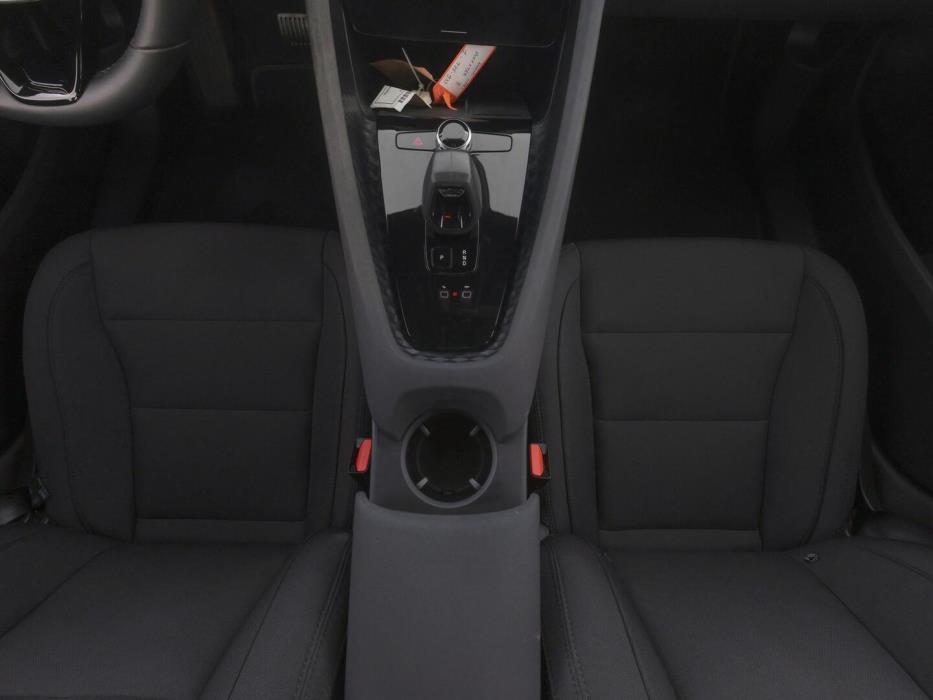 POLESTAR 2 2024