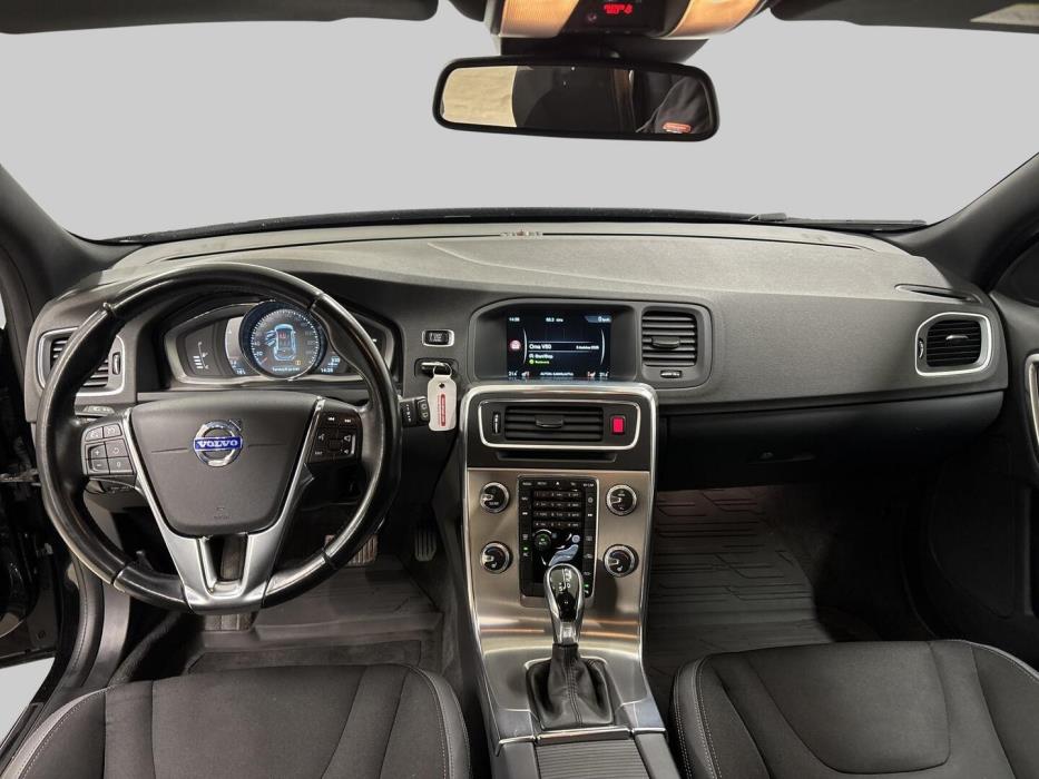 VOLVO V60 2014