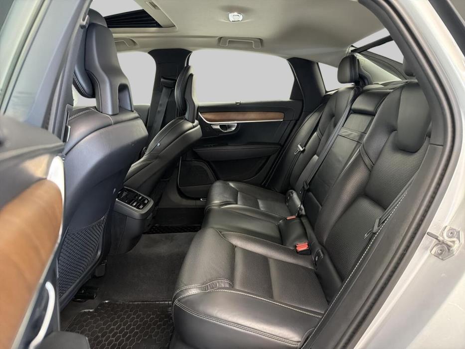 VOLVO S90 2017
