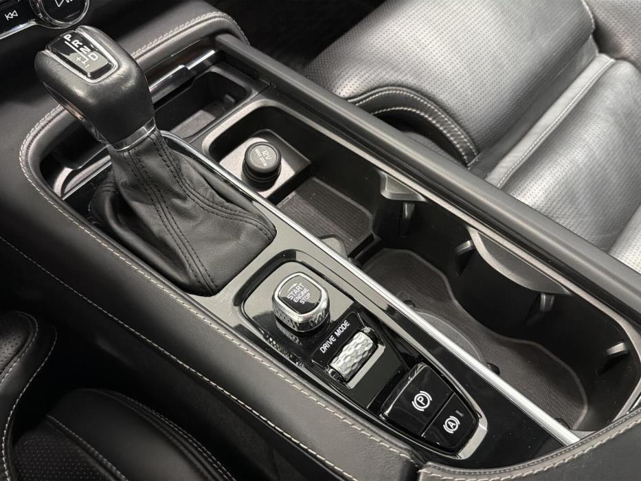 VOLVO S90 2017