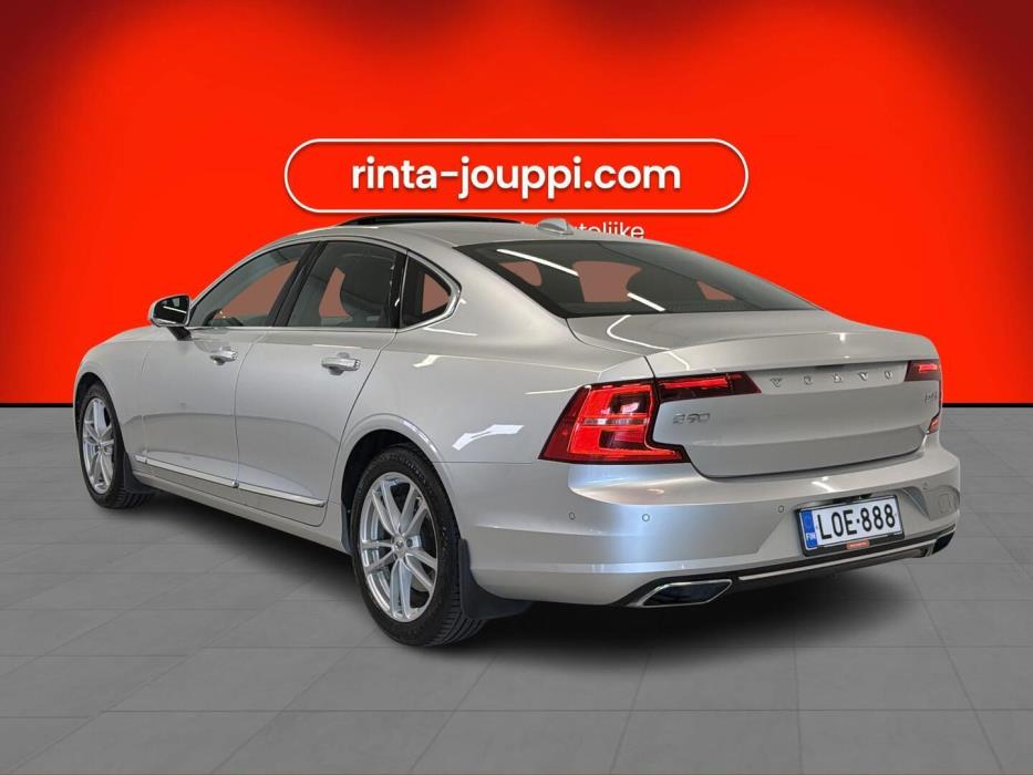 VOLVO S90 2017