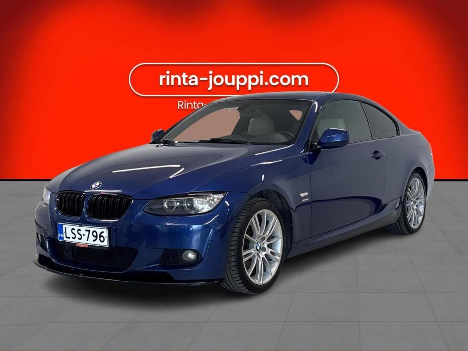 BMW 330 2010