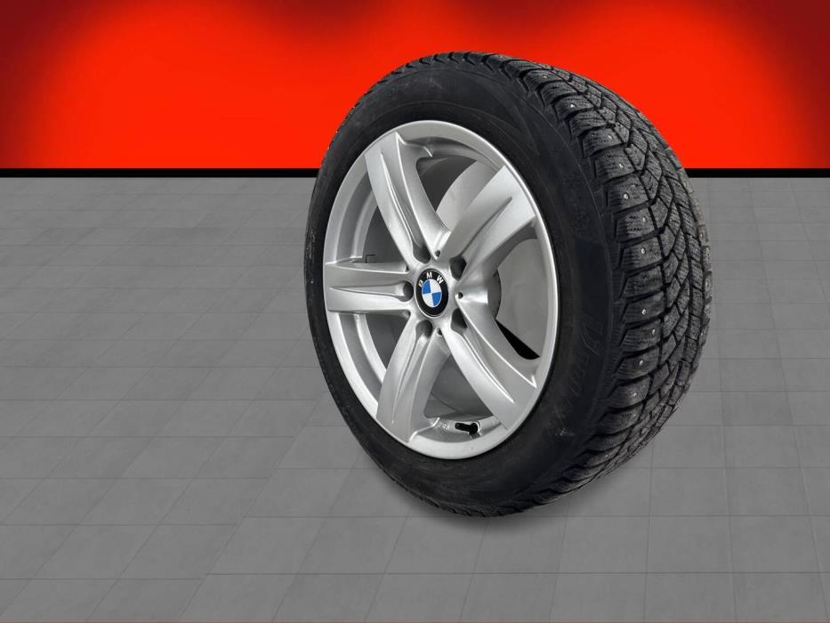 BMW 330 2010