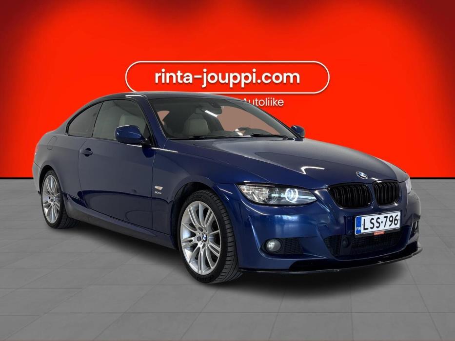 BMW 330 2010
