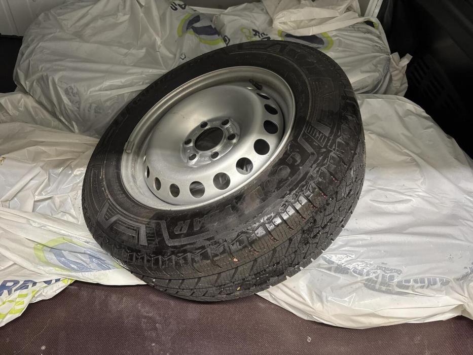 VOLKSWAGEN TRANSPORTER 2025