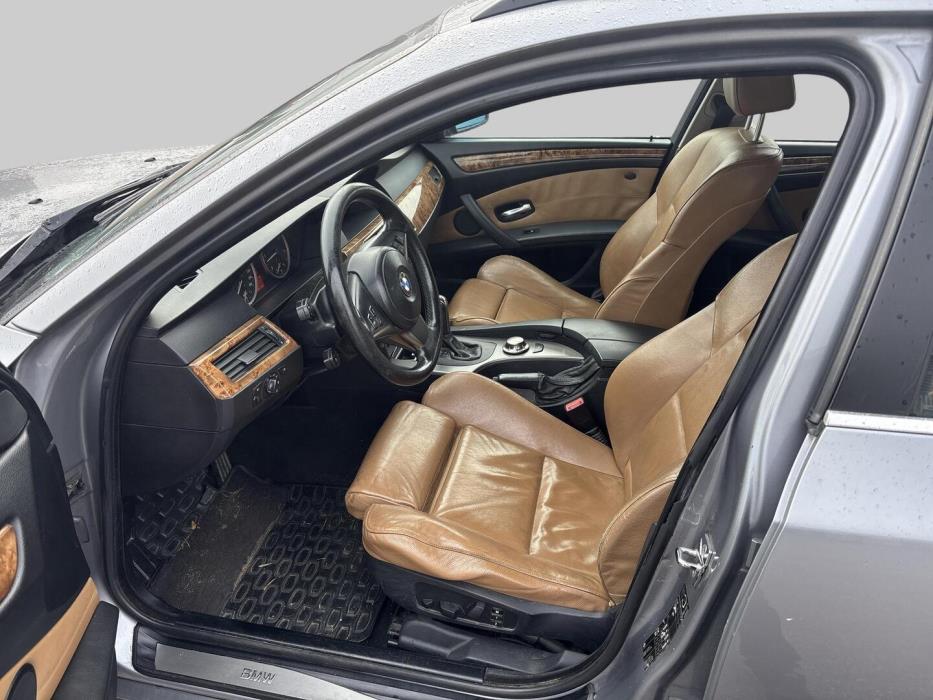 BMW 525 2005