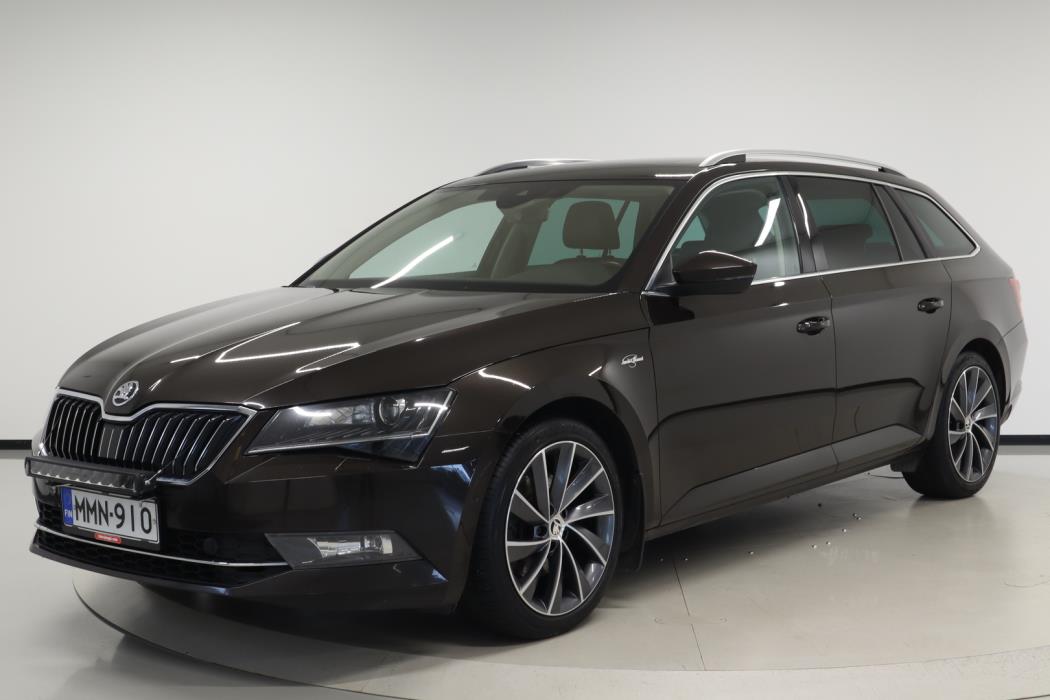 SKODA Superb 2016
