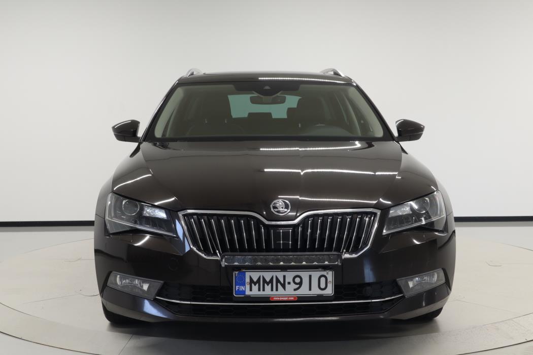 SKODA Superb 2016