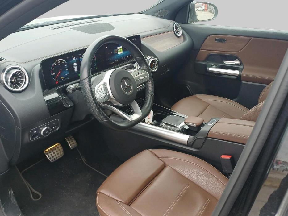 MERCEDES-BENZ GLA 2022