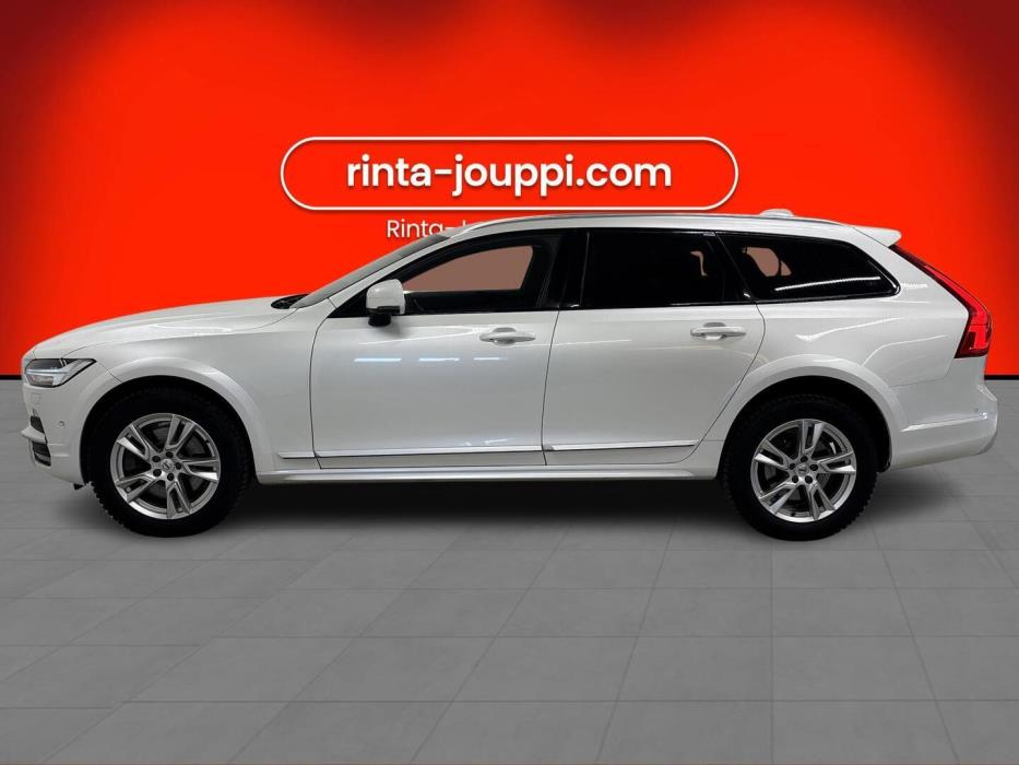 VOLVO V90 Cross Country 2017