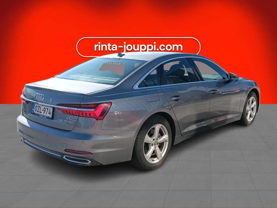 AUDI A6 2021