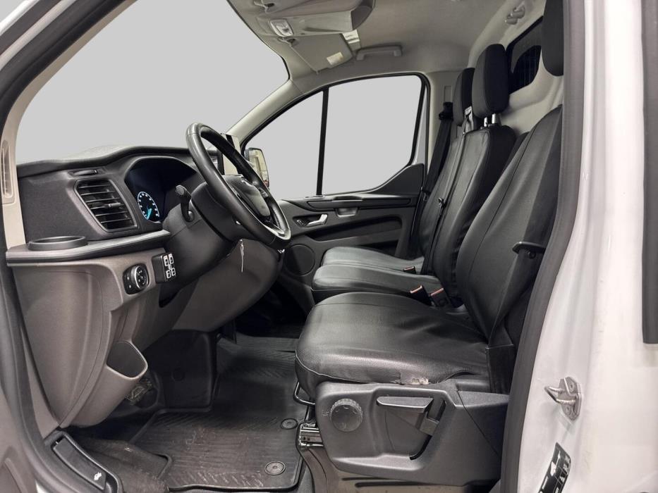 FORD TRANSIT CUSTOM 2023