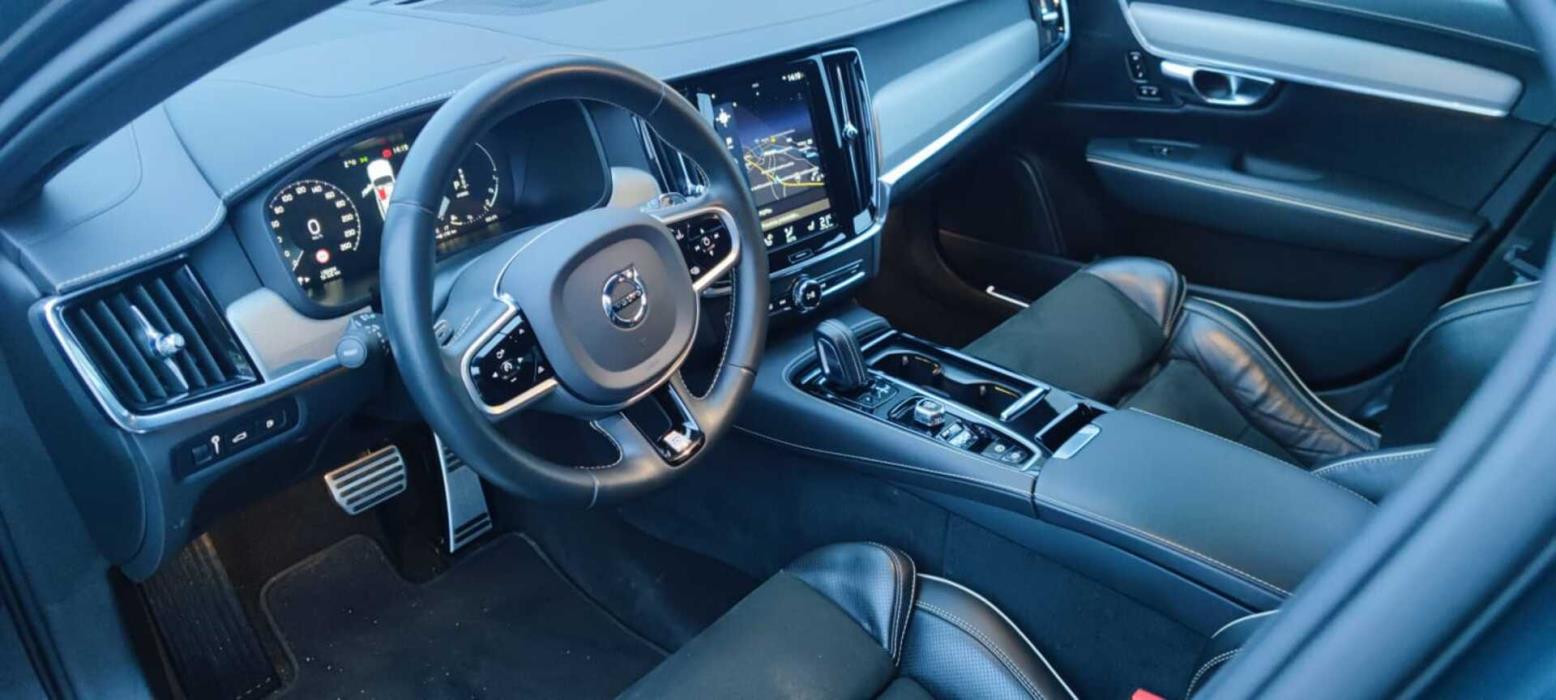 VOLVO V90 2020