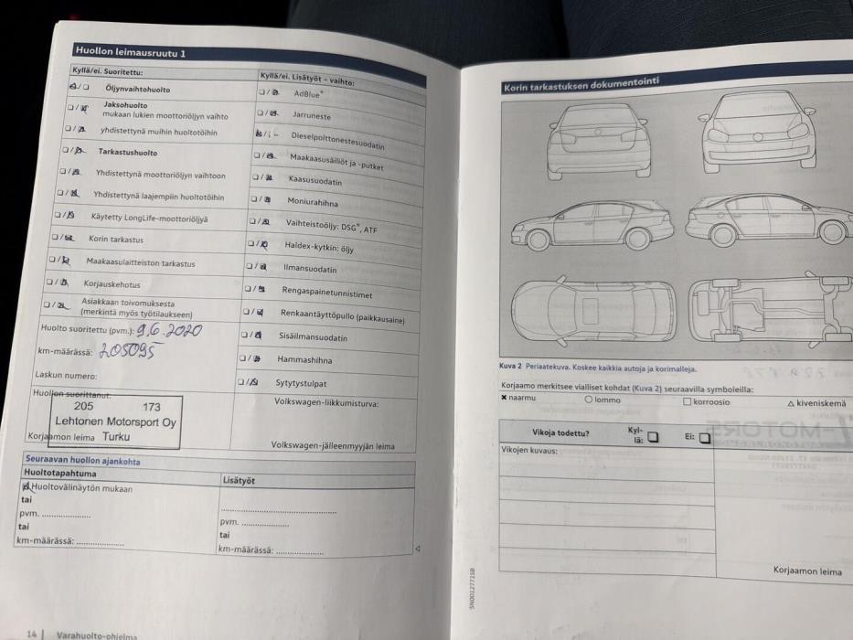 VOLKSWAGEN BEETLE 2009