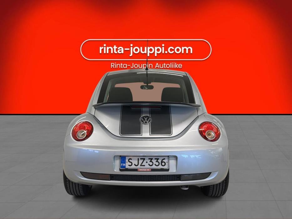 VOLKSWAGEN BEETLE 2009