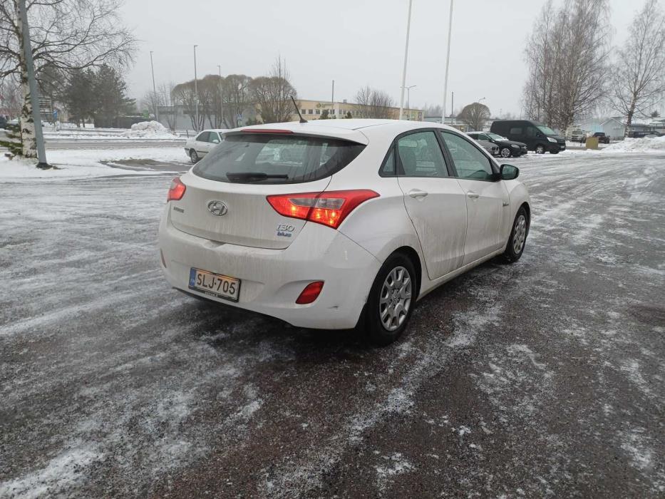 HYUNDAI i30 5d 2015