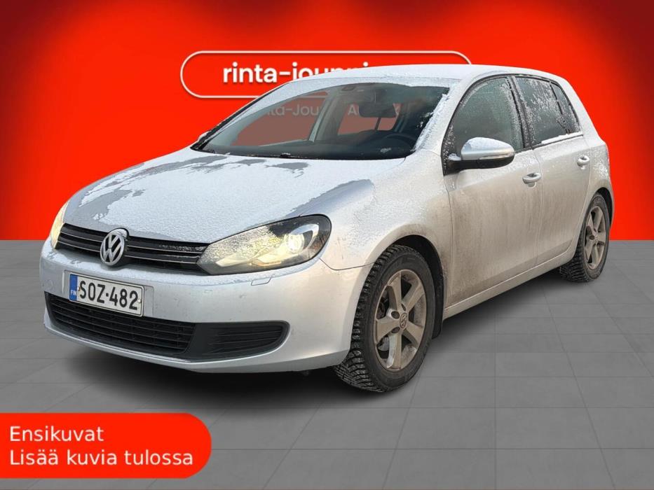 VOLKSWAGEN Golf 2010