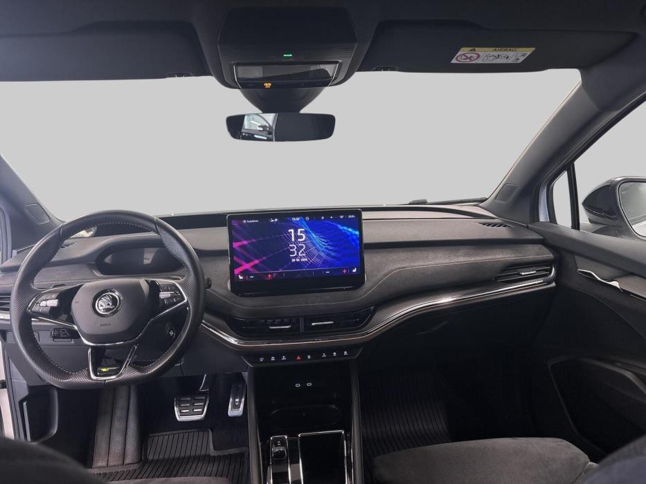 SKODA Enyaq 2023