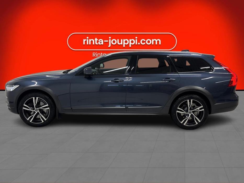 VOLVO V90 Cross Country 2018
