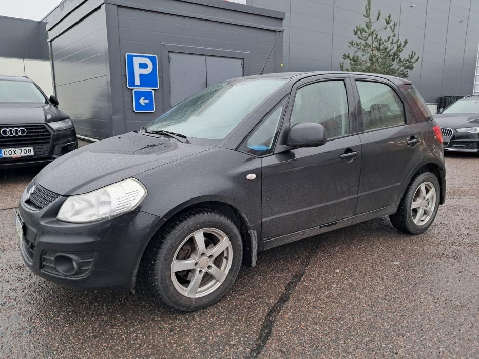 SUZUKI SX4 2011