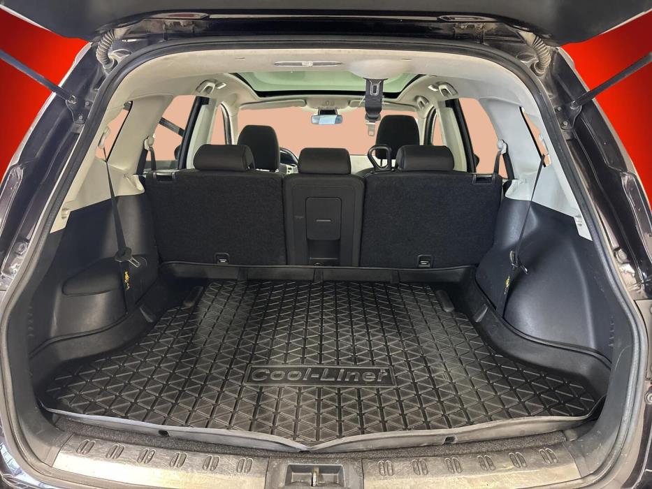 NISSAN Qashqai+2 2012