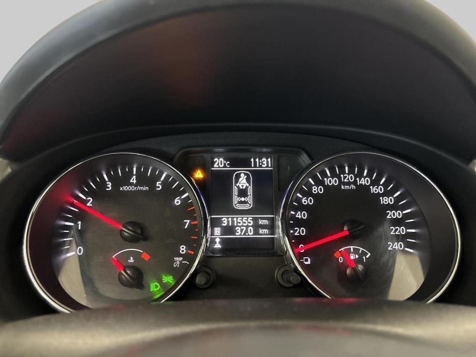 NISSAN Qashqai+2 2012