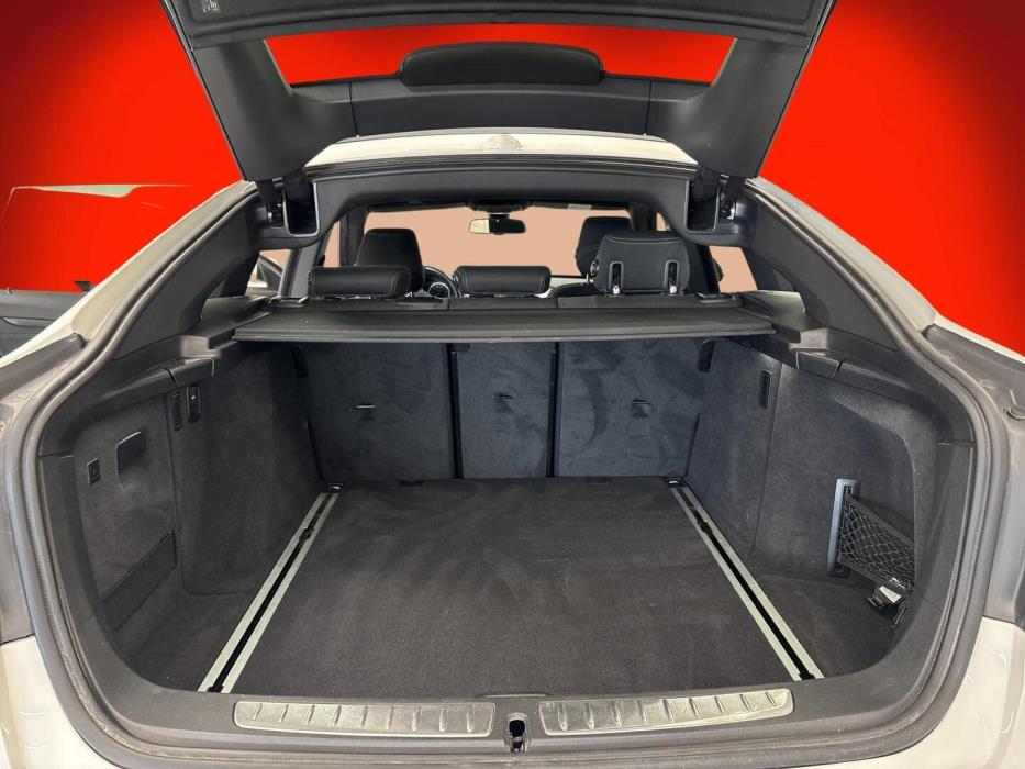 BMW 320 Gran Turismo 2016