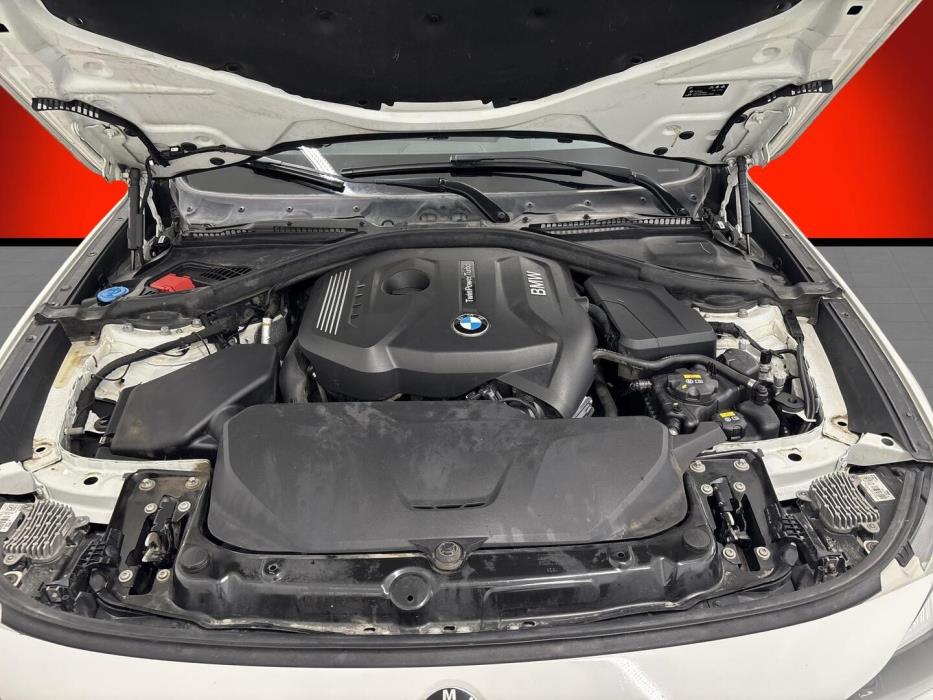 BMW 320 Gran Turismo 2016