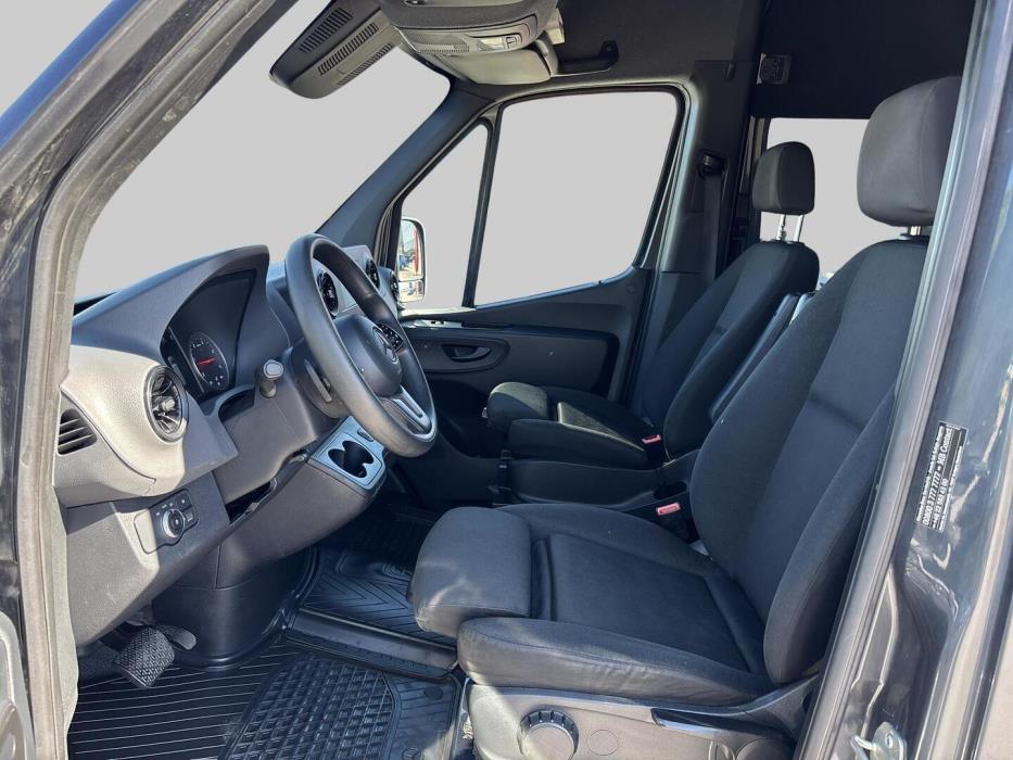 MERCEDES-BENZ Sprinter 2019