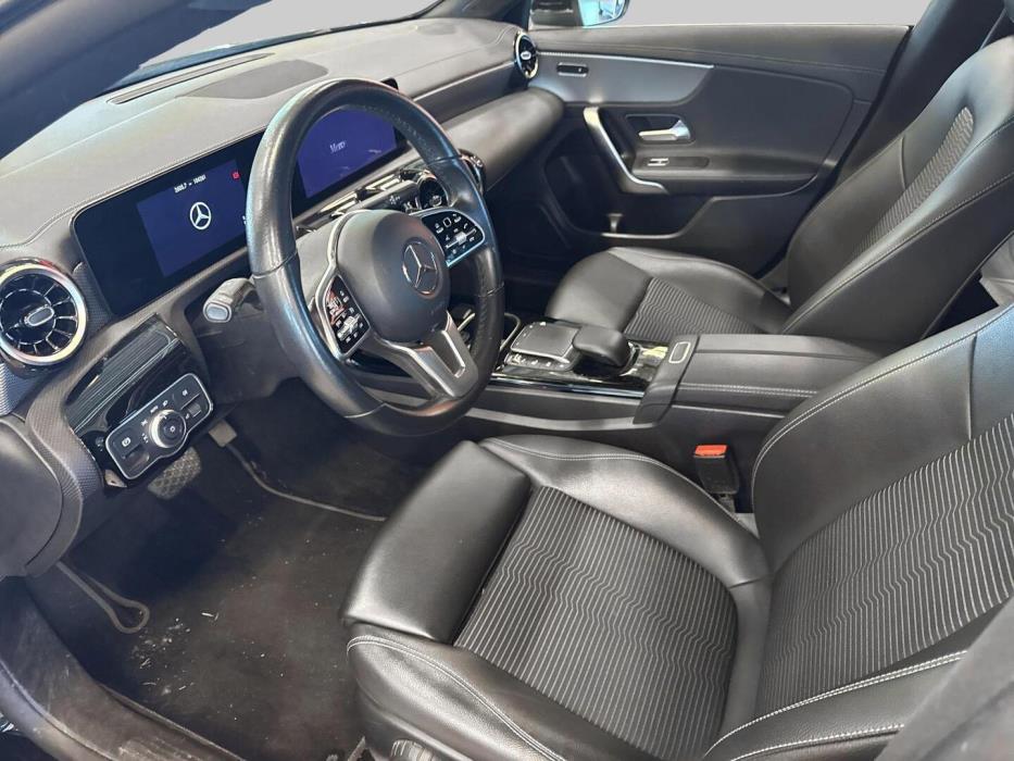 MERCEDES-BENZ CLA 2022