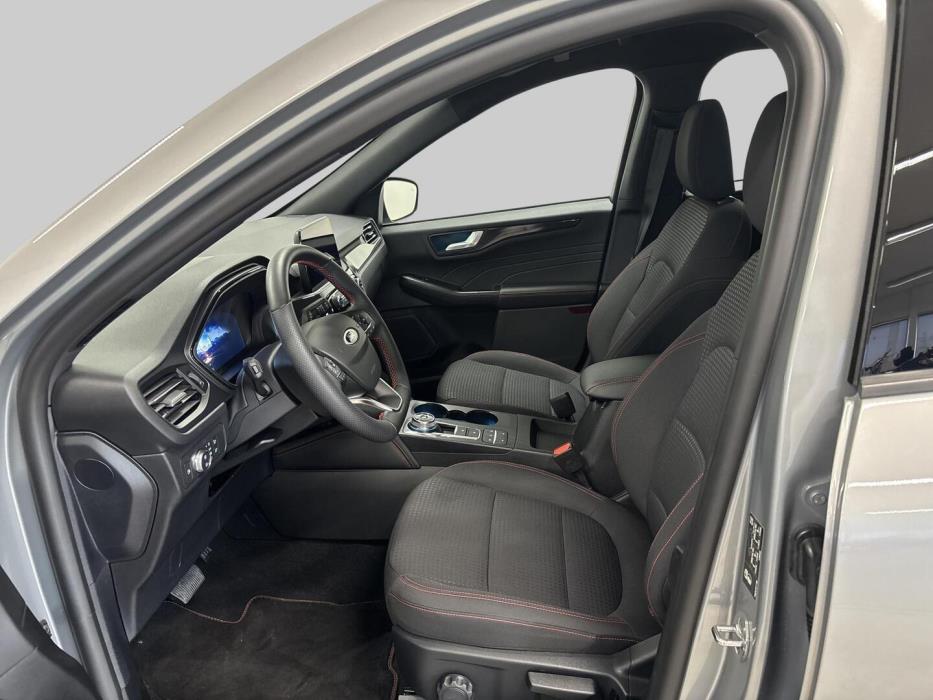 FORD KUGA 2024