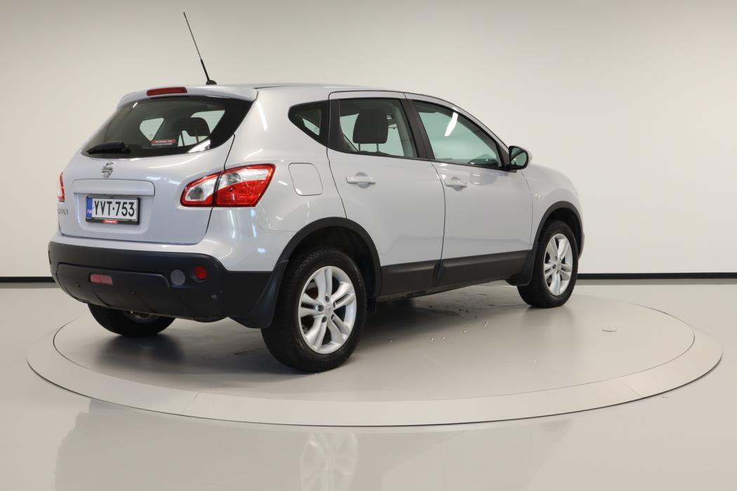 NISSAN Qashqai 2010
