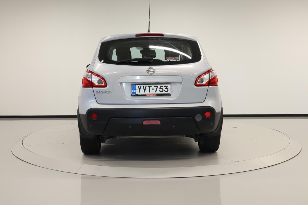 NISSAN Qashqai 2010