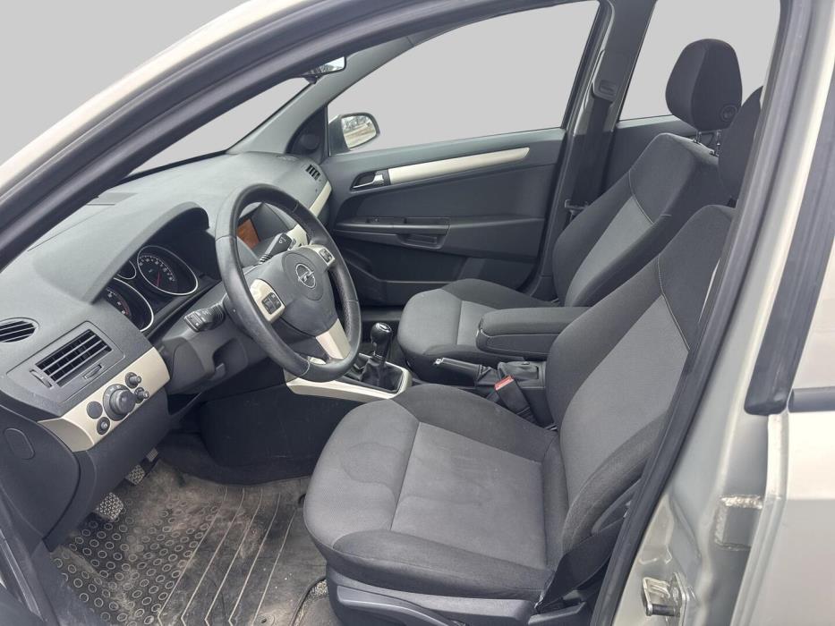 OPEL Astra 2008
