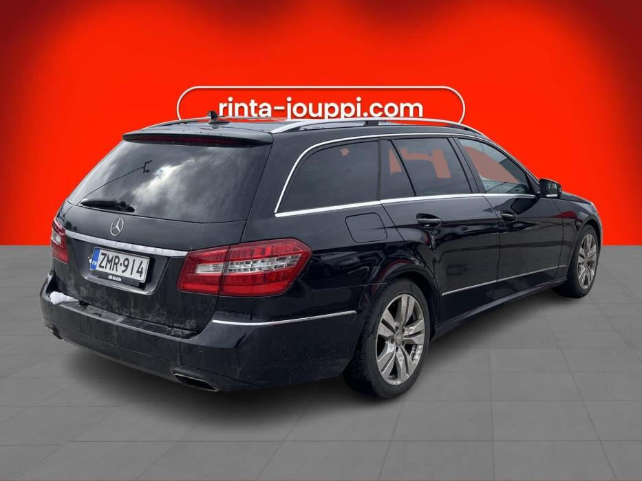 MERCEDES-BENZ E 2013