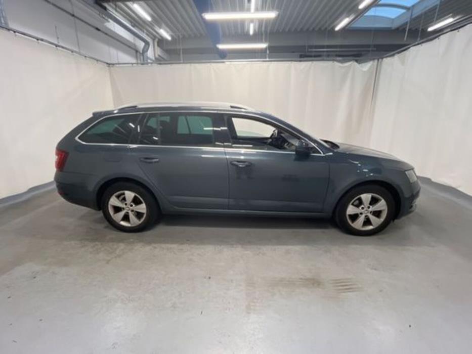 SKODA OCTAVIA 2017