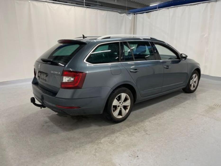 SKODA OCTAVIA 2017