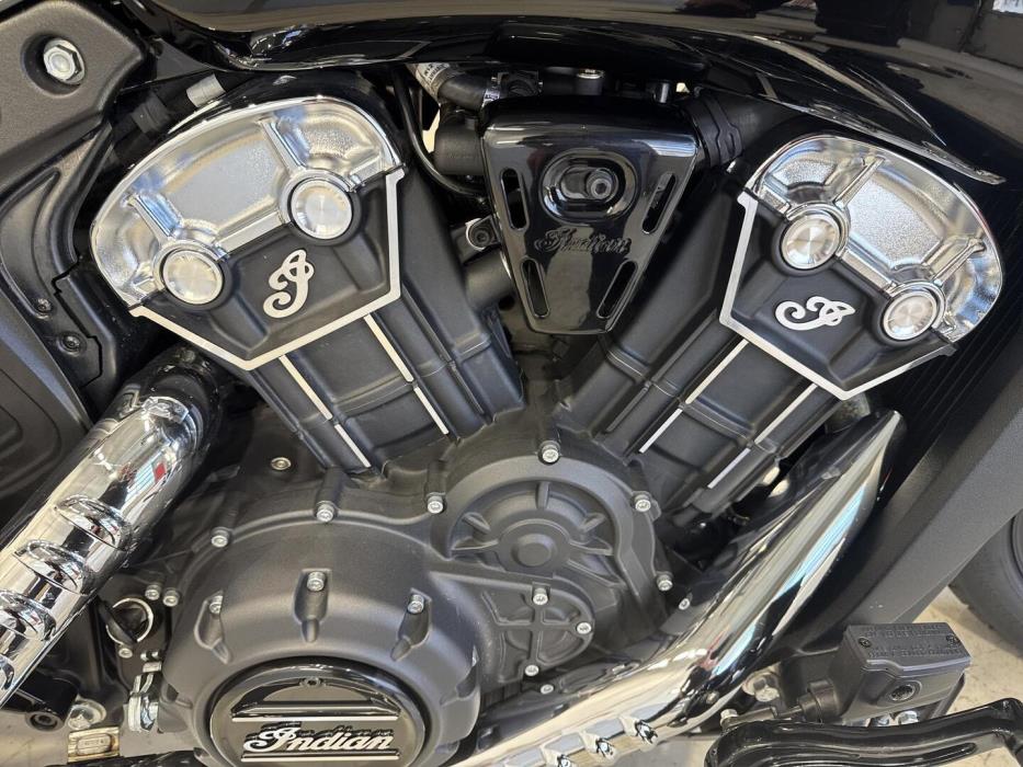INDIAN SCOUT 2020