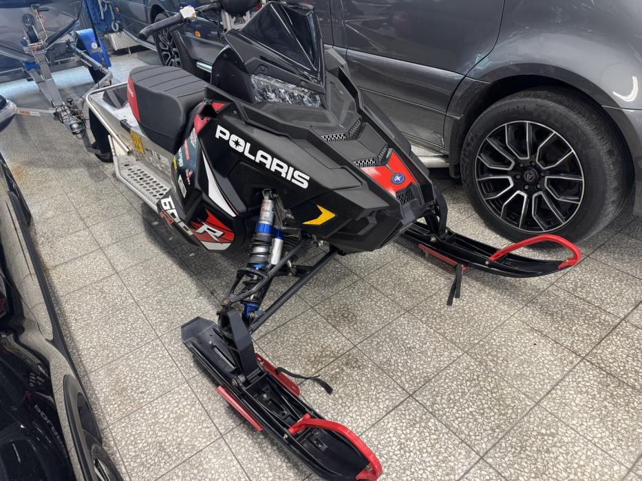 POLARIS 600 Race IQ-MX6J 2019