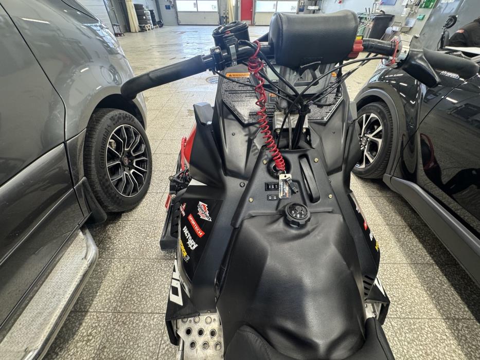 POLARIS 600 Race IQ-MX6J 2019