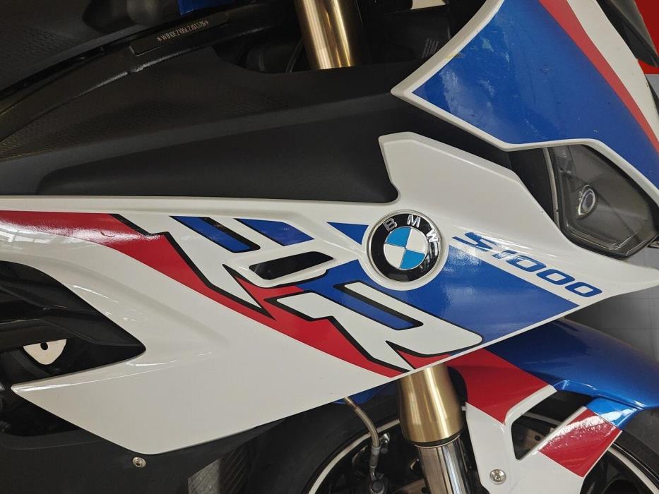 BMW S 2019