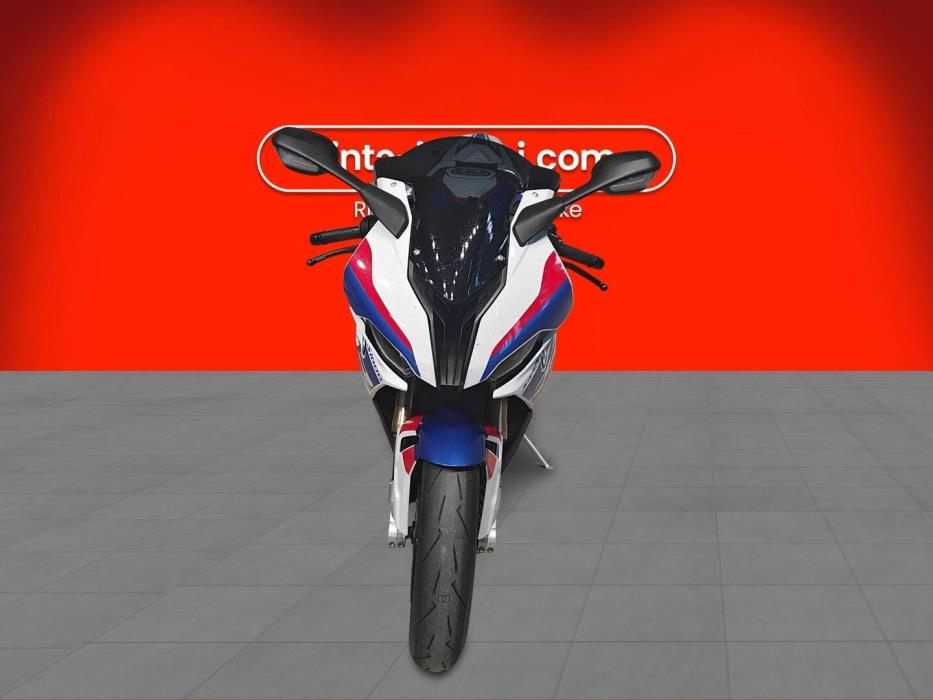 BMW S 2019