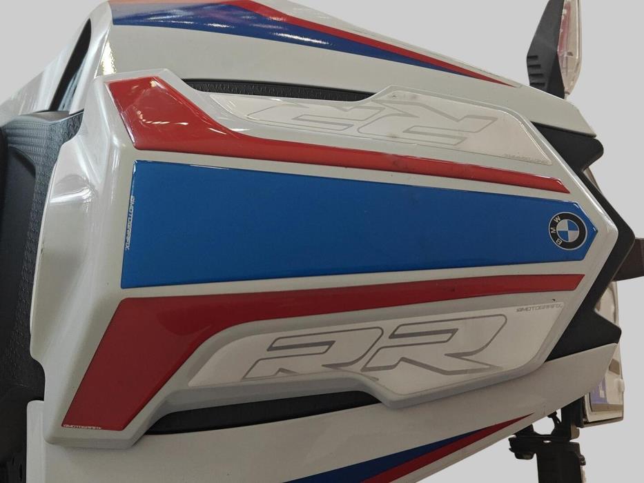BMW S 2019