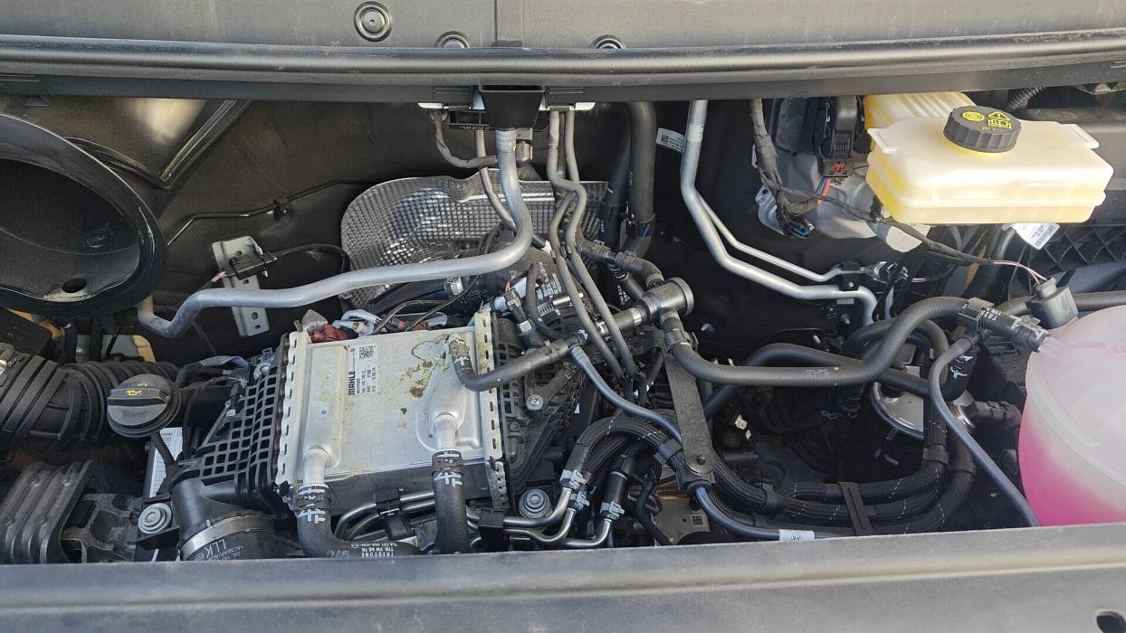 VOLKSWAGEN CRAFTER 2025