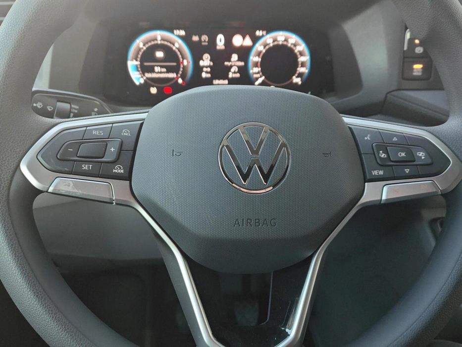 VOLKSWAGEN CRAFTER 2025