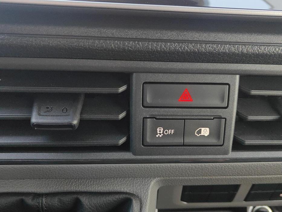 VOLKSWAGEN CRAFTER 2025