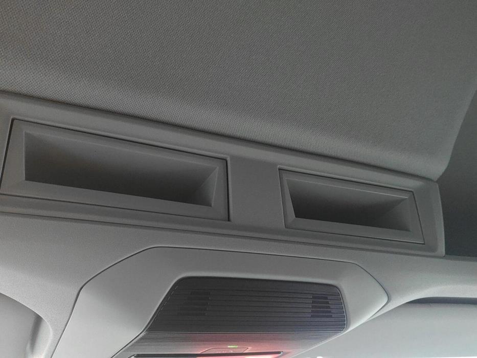 VOLKSWAGEN CRAFTER 2025